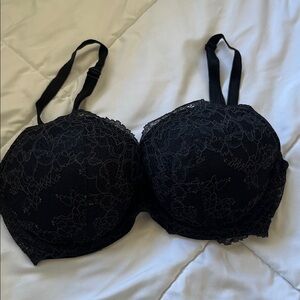 Victoria's Secret Black Lace Bra. Size 32DDD